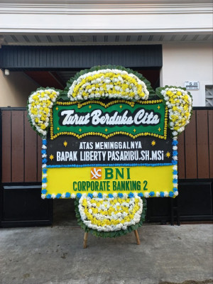 Papan Bunga Duka di Lengayang