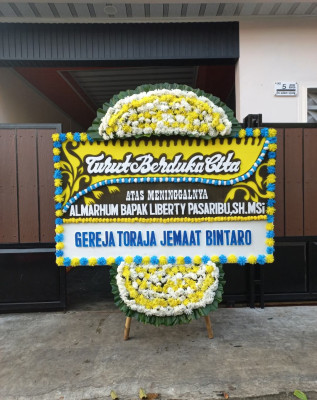 Papan Bunga Duka di Lengayang